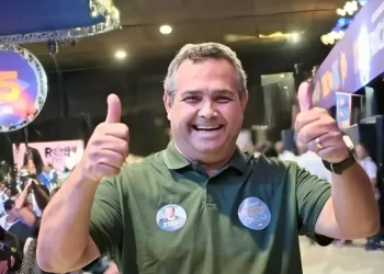 Irmão do prefeito de São Mateus é eleito deputado estadual no ES